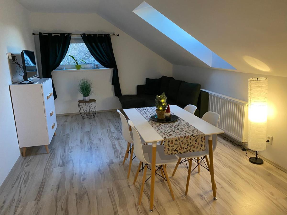 Apartamenty - Pod Wierzbami Dwikozy Exteriör bild